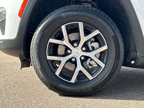 Used 2024 Jeep Grand Cherokee Limited w/ Trailer Tow Package image 28