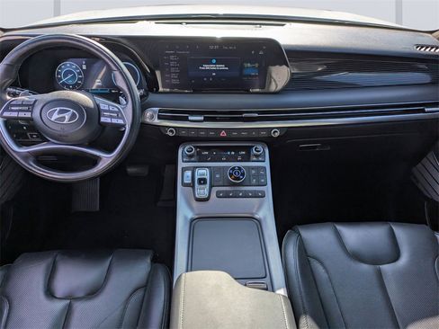 Used 2024 Hyundai Palisade Calligraphy image 17