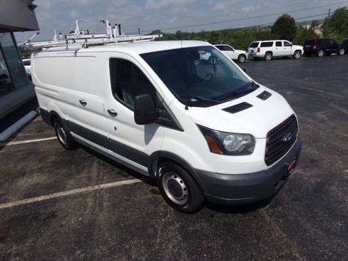 Used 2018 Ford Transit 150 130 Low Roof RWD image 21