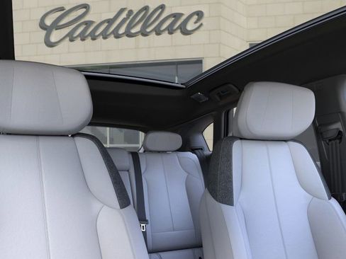 New 2026 Cadillac Optiq Luxury 1 image 24