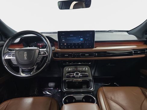 Used 2021 Lincoln Nautilus Reserve w/ Monochromatic Package image 12