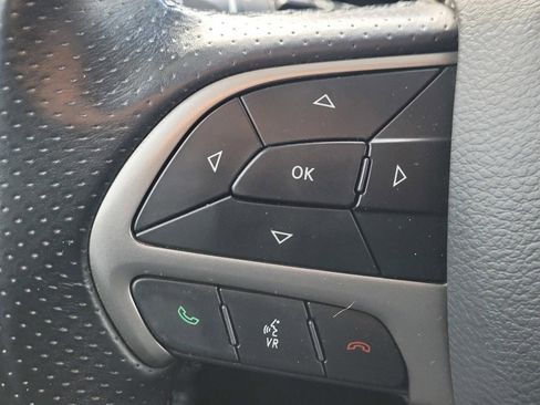 Used 2020 Dodge Durango SXT image 27