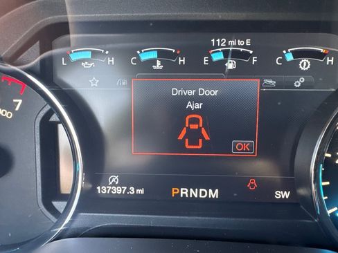 Used 2019 Ford F150 Lariat RWD image 12