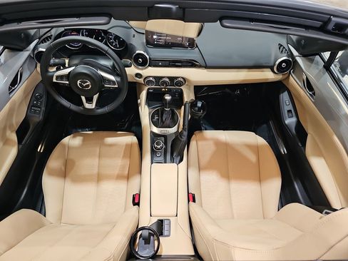 New 2026 MAZDA MX-5 Miata RF Grand Touring image 9