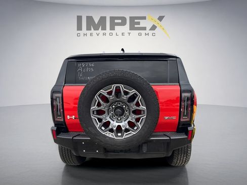Used 2025 GMC Hummer EV 3X w/ LPO, Illumination Package AWD/4WD image 4