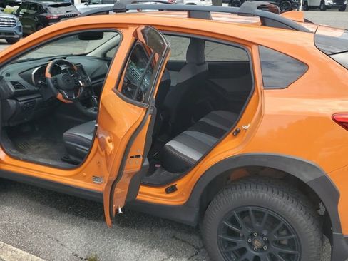 Used 2019 Subaru Crosstrek 2.0i Premium AWD/4WD image 12
