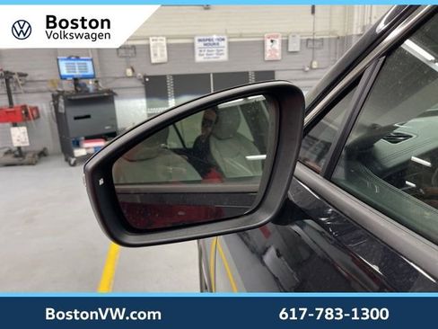 New 2026 Volkswagen Tiguan SE image 13