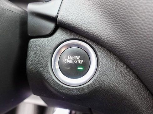 Used 2021 Chevrolet Equinox LT image 20