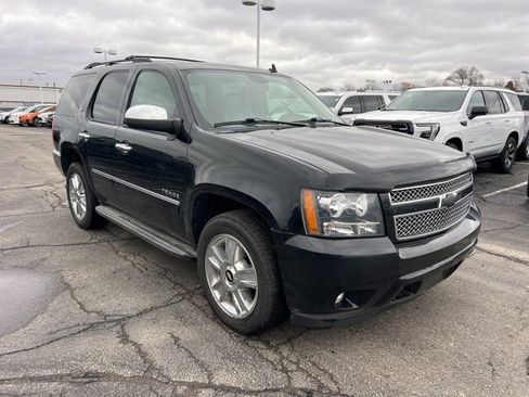 Used 2010 Chevrolet Tahoe LTZ image 3