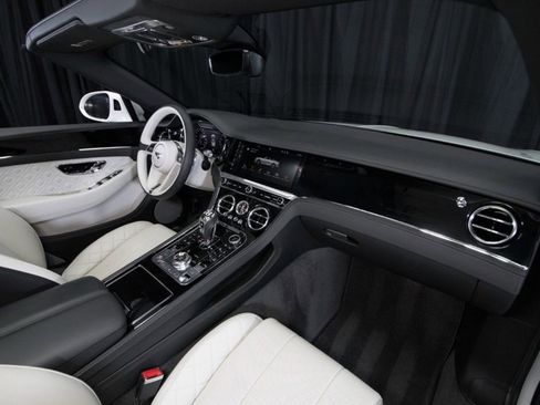 Used 2020 Bentley Continental GT V8 First Edition image 43
