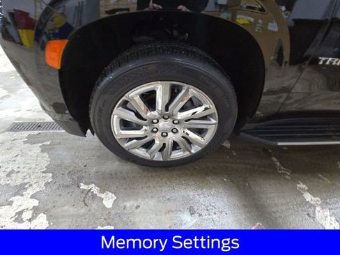 Used 2021 Chevrolet Tahoe Premier w/ Premium Package image 14