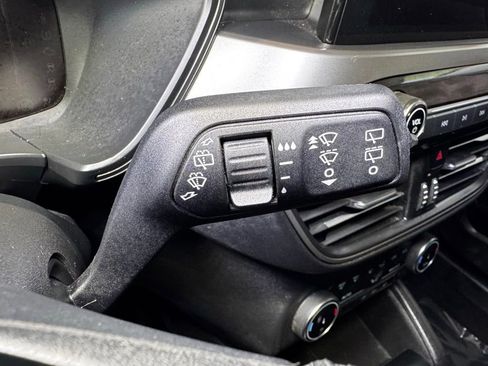 Used 2024 Ford Escape Active AWD/4WD image 25