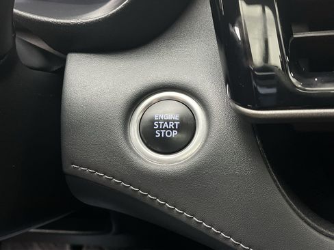 Used 2023 Toyota Highlander Limited image 22