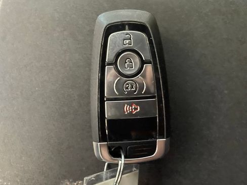 Used 2024 Ford Bronco Black Diamond AWD/4WD image 18