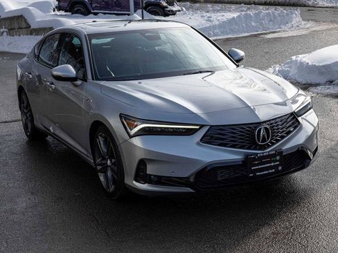Used 2023 Acura Integra A-Spec image 3