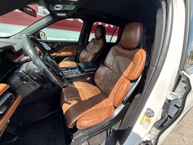 Used 2021 Lincoln Aviator Reserve w/ Equipment Group 202A AWD/4WD image 5