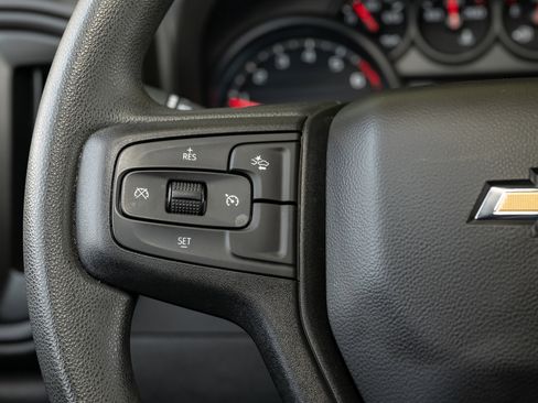 Used 2023 Chevrolet Silverado 1500 Custom image 25