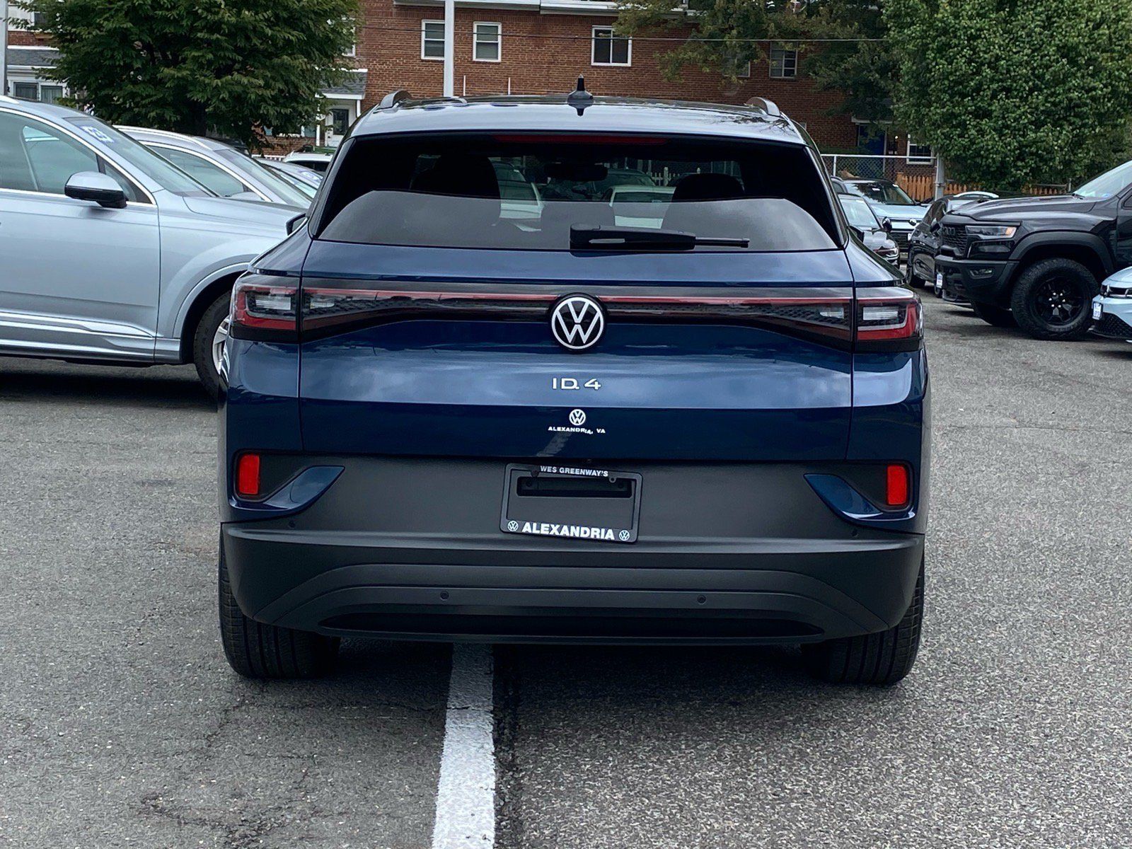Used 2023 Volkswagen ID.4 Pro S RWD image 4