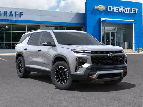 New 2025 Chevrolet Traverse Z71 w/ Enhanced Driving Package image 7