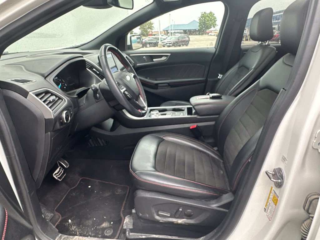 Certified 2024 Ford Edge ST-Line AWD/4WD image 14