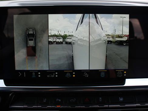 Used 2024 Chevrolet Silverado 2500 LT w/ Safety Package image 31