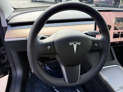 Used 2023 Tesla Model 3 Standard Range RWD image 11