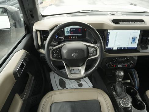 Certified 2022 Ford Bronco Wildtrak image 21
