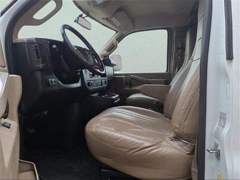 Used 2019 Chevrolet Express 2500 w/ Driver Convenience Package image 13