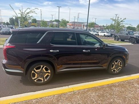 Used 2023 Hyundai Palisade Limited AWD/4WD image 19