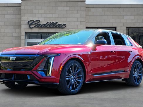 New 2026 Cadillac Lyriq V w/ LPO, Floor Liner Package image 5