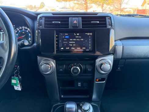 Used 2016 Toyota 4Runner SR5 image 26