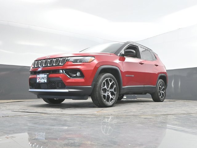 Used 2026 Jeep Compass Limited w/ Mopar All Weather Package AWD/4WD image 46