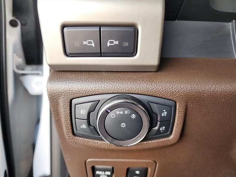 Used 2019 Ford F150 King Ranch w/ Equipment Group 601A Luxury AWD/4WD image 28