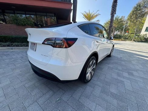 Used 2023 Tesla Model Y Long Range AWD/4WD image 5