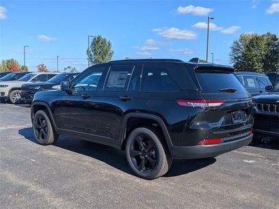 New 2025 Jeep Grand Cherokee Limited w/ Black Appearance Package
