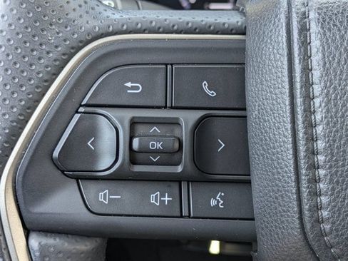 Used 2025 Toyota 4Runner TRD Sport AWD/4WD image 22