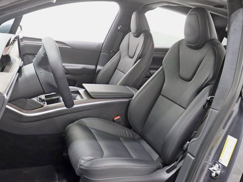 Used 2022 Tesla Model X image 28