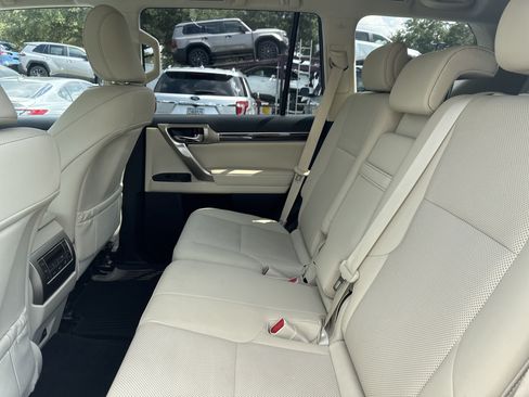 Used 2021 Lexus GX 460 Premium w/ Premium Package AWD/4WD image 24