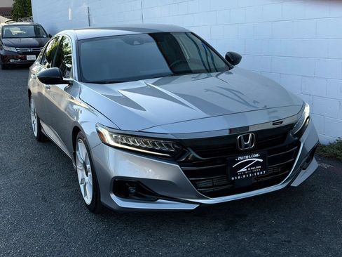 Used 2021 Honda Accord Sport image 7