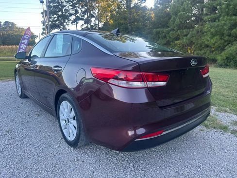 Used 2017 Kia Optima LX w/ Option Group 014 image 3