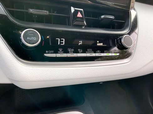 Used 2026 Toyota Corolla SE image 31