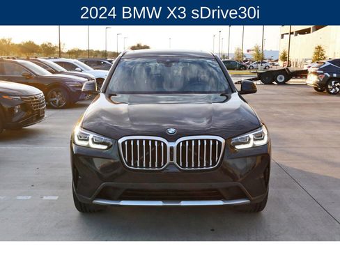 Used 2024 BMW X3 sDrive30i w/ Convenience Package image 2