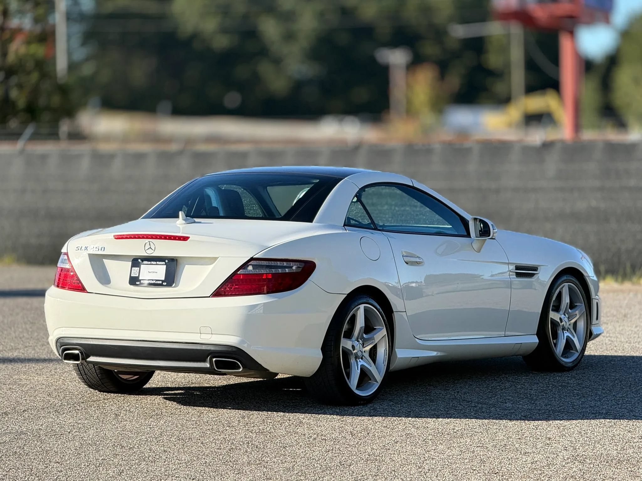 Used 2013 Mercedes-Benz SLK 250 image 8