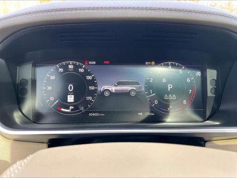 Used 2021 Land Rover Range Rover P525 Westminster Edition image 25