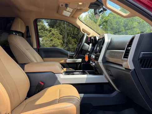 Used 2022 Ford F250 Lariat w/ Lariat Value Package AWD/4WD image 34