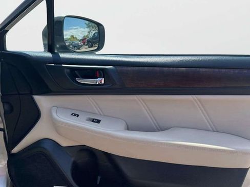 Used 2019 Subaru Outback 2.5i Limited image 7