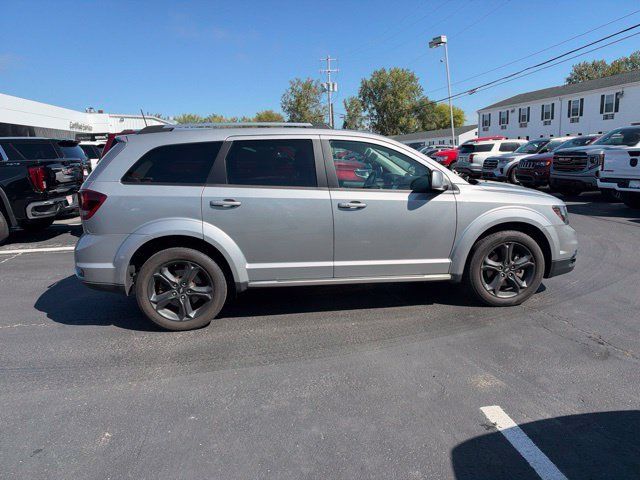 Used 2020 Dodge Journey Crossroad w/ Popular Equipment Group FWD image 3
