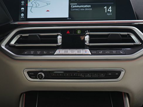 Used 2022 BMW X5 xDrive40i image 15