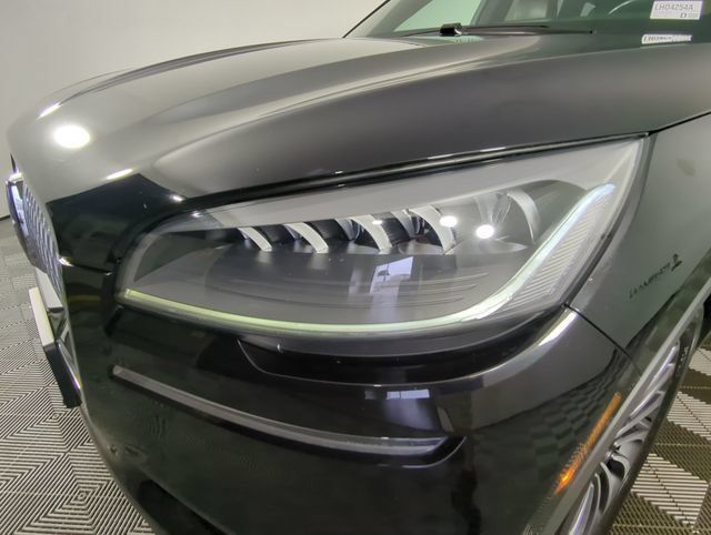 Used 2020 Lincoln Aviator Reserve w/ Elements Package Plus AWD/4WD image 44