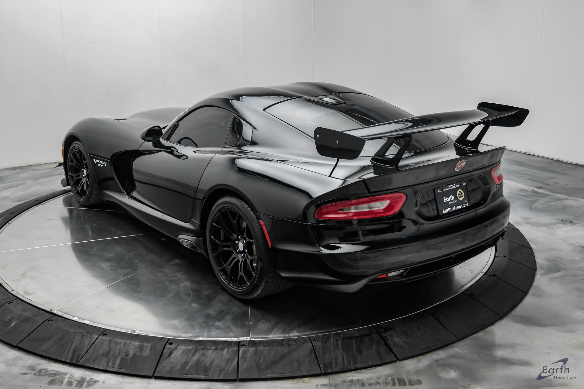 Used 2017 Dodge Viper GTC w/ Time Attack Group 2.0 RWD image 13